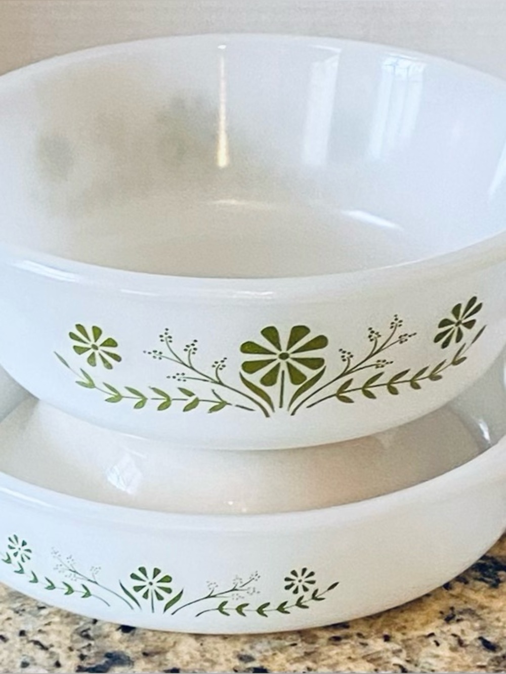 Set Of 2 Vintage Glasbake Green Daisy Casserole Baking Dishes